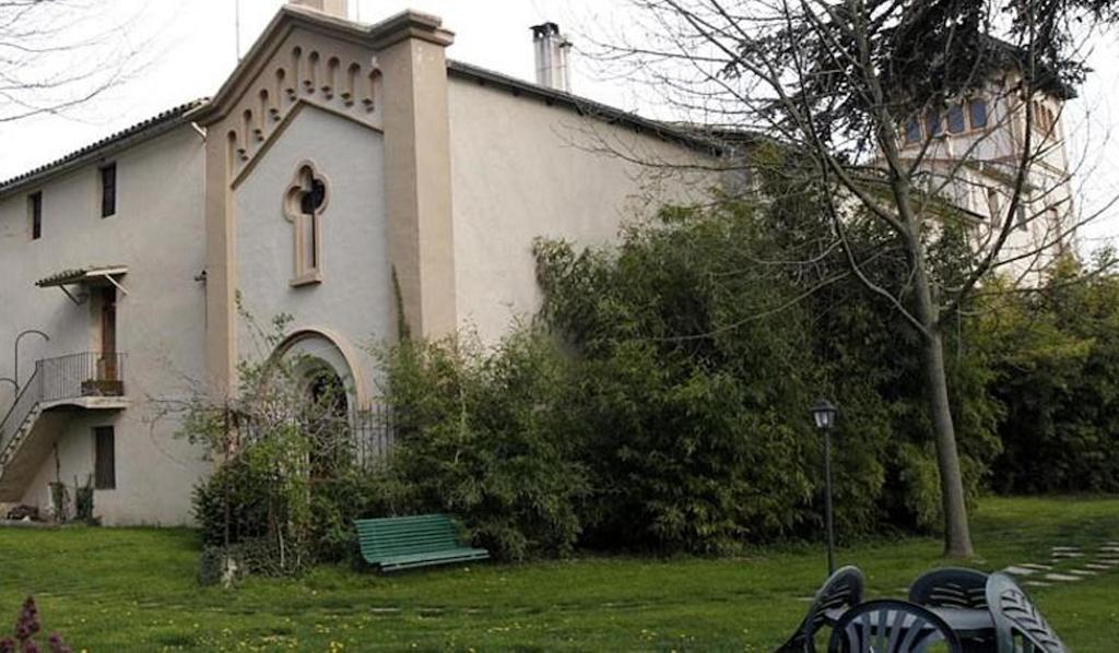 La Riera Panzió Vic Kültér fotó